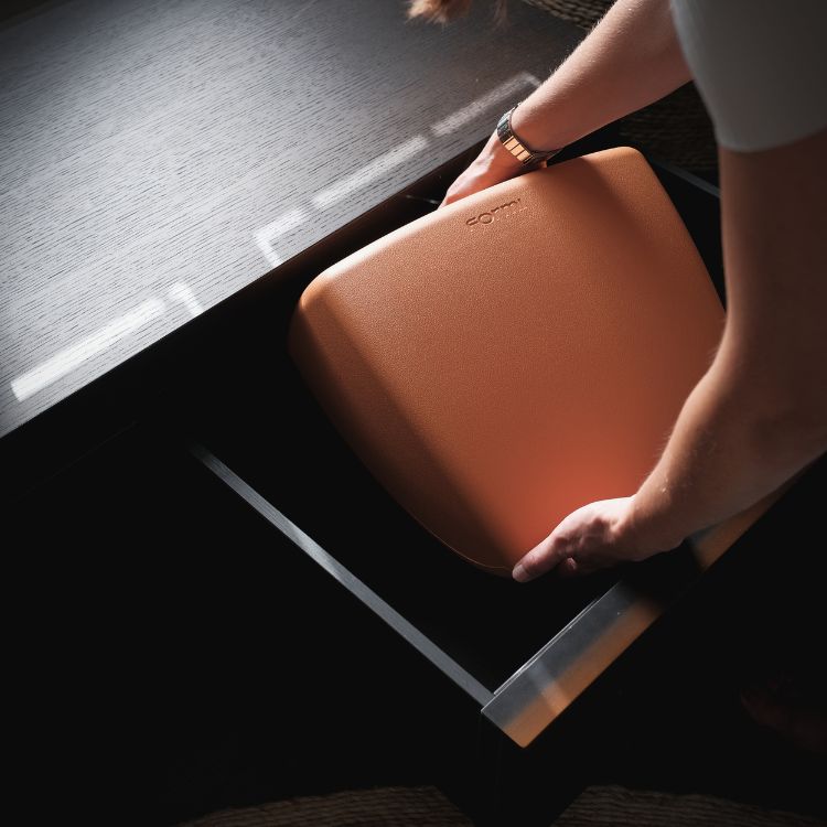 Formi Footstool