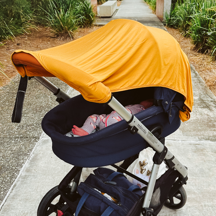 Multifunctional magnetic sun cover