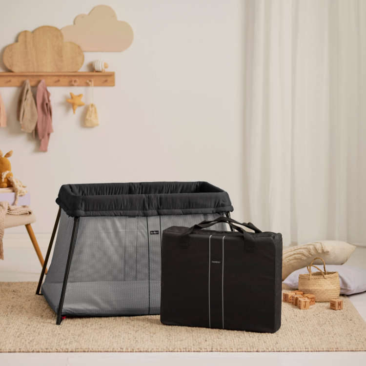 BabyBjörn Travel Cot Light
