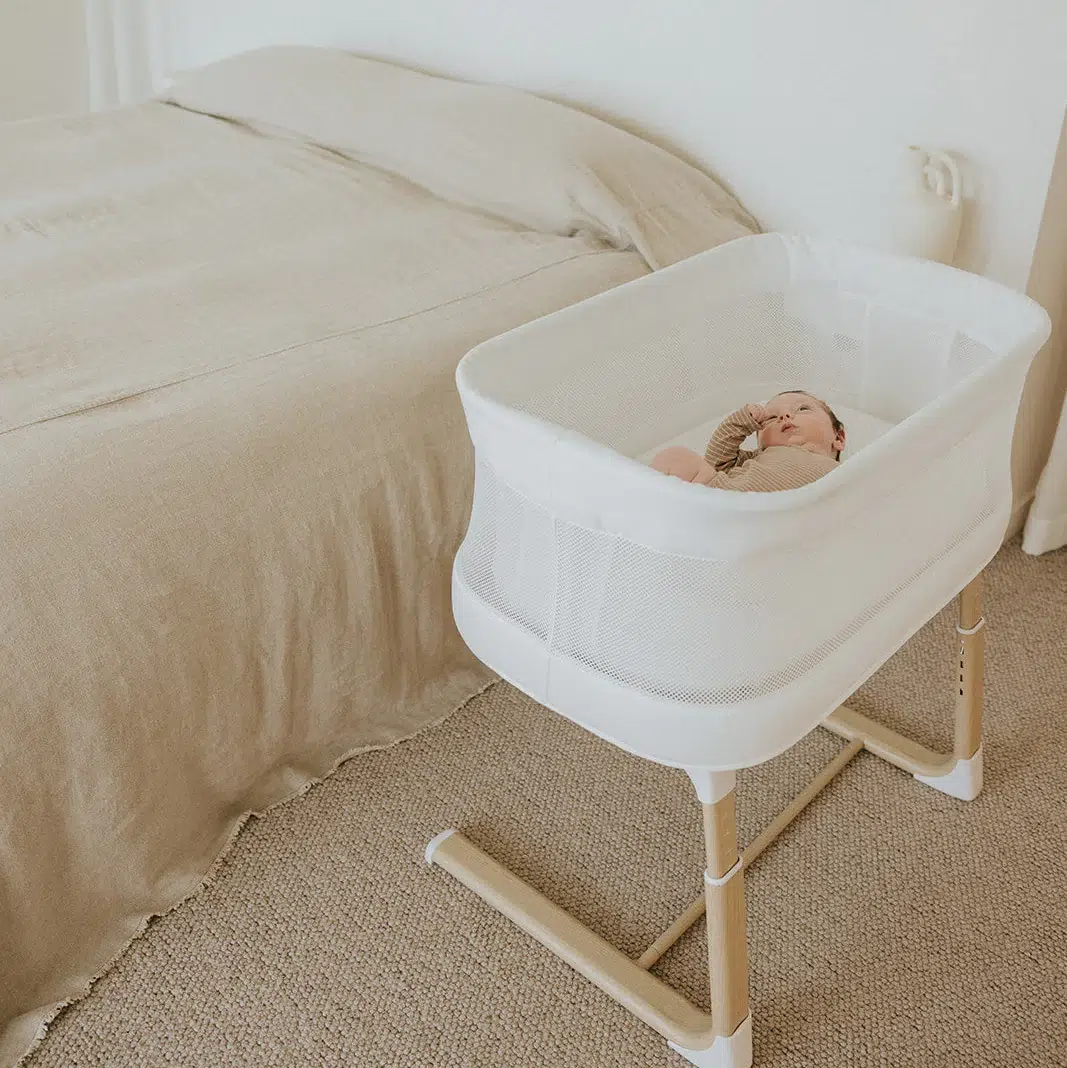 BabyRest Swan Smart Bassinet