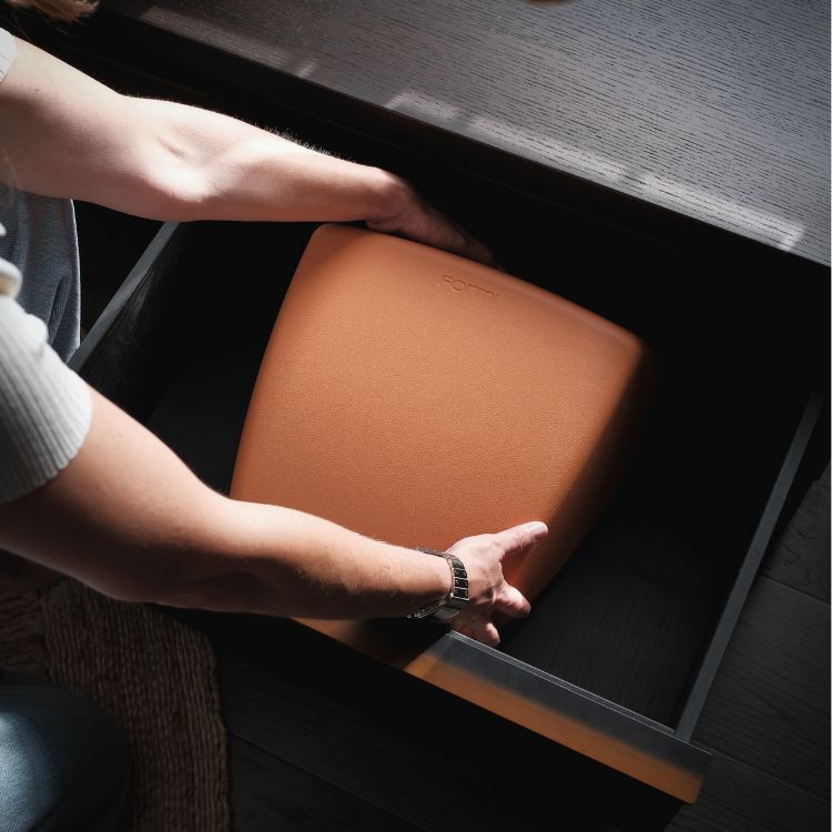 Formi Footstool