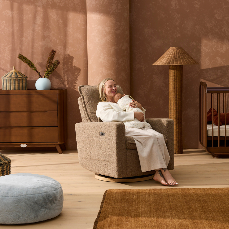 Frankie Electric Recliner Glider Nursery Chair in Mocha Teddy