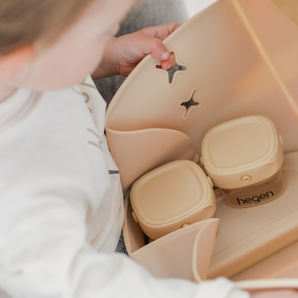 Hegen Mealtime Starter Kit with Foldable Placemat Taupe